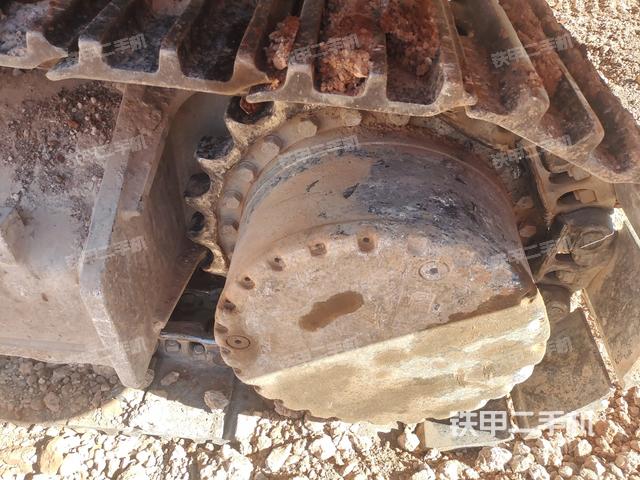 左側(cè)行走馬達蓋板（行走機構(gòu)）