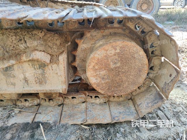 左驅(qū)動輪(行走機構(gòu)) 左驅(qū)動輪(行走機構(gòu))