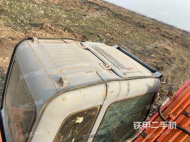 駕駛室頂部俯視(上車部件) 駕駛室頂部俯視(上車部件)
