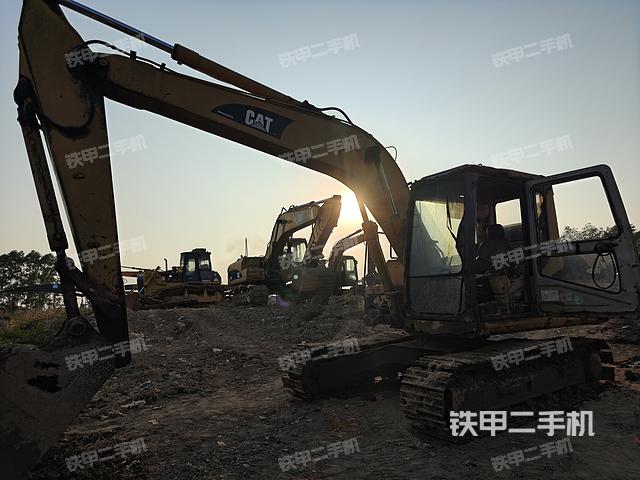 卡特彼勒312B挖掘机
