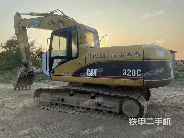 卡特彼勒320C挖掘机