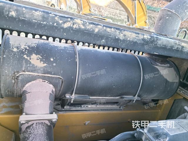 氣門室蓋螺絲特寫（上車部件）