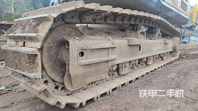 单侧履带整体（整机外观）