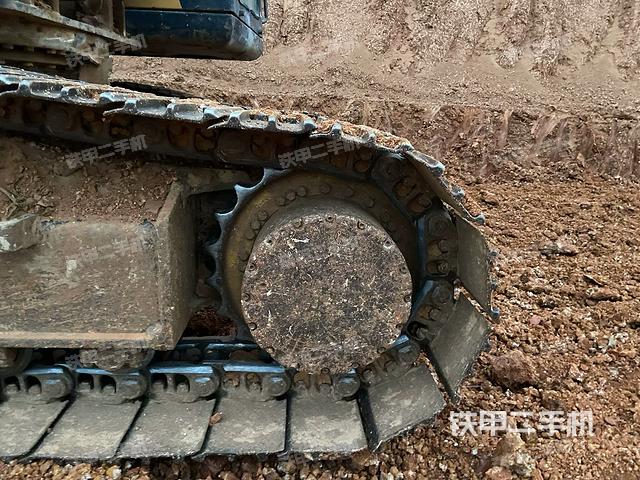 右驅(qū)動(dòng)輪(行走機(jī)構(gòu)) 右驅(qū)動(dòng)輪(行走機(jī)構(gòu))