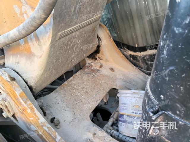 大臂背部俯視（工作和回轉(zhuǎn)裝置）