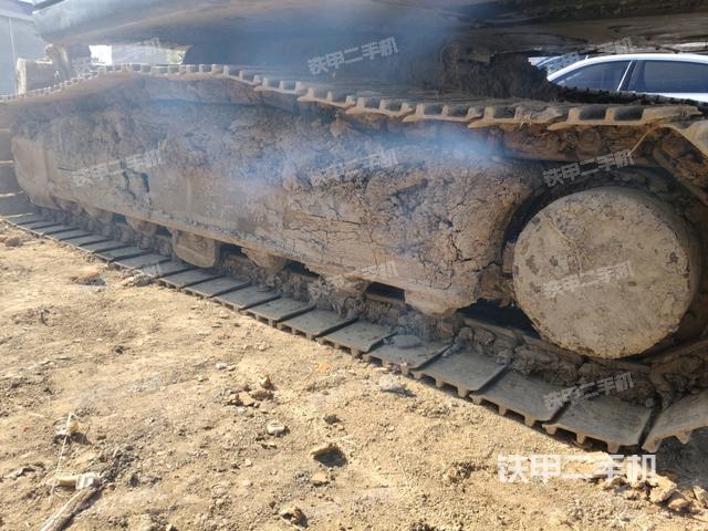 左側(cè)履帶整體?（行走機(jī)構(gòu)）