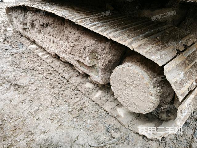 右側(cè)履帶整體（行走機(jī)構(gòu)）