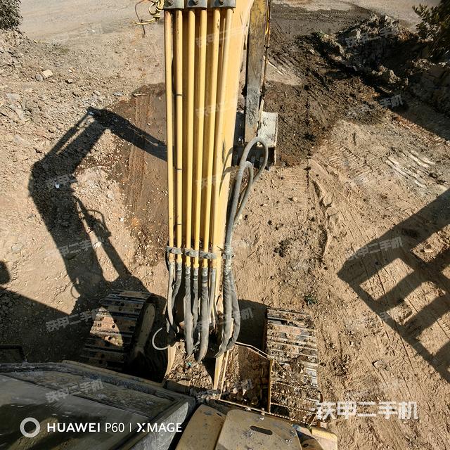 大臂背部俯視（工作和回轉裝置）