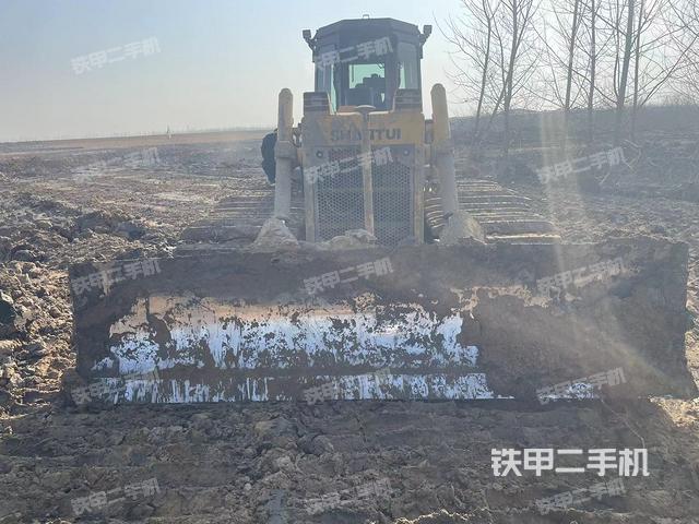 整機(jī)右后45°(設(shè)備外觀及核心部件) 整機(jī)右后45°(設(shè)備外觀及核心部件)