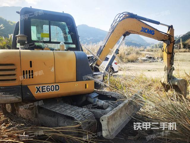 整机右后45°（整机外观）