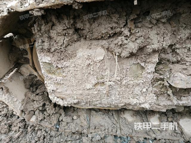 右導(dǎo)向輪（行走機(jī)構(gòu)）