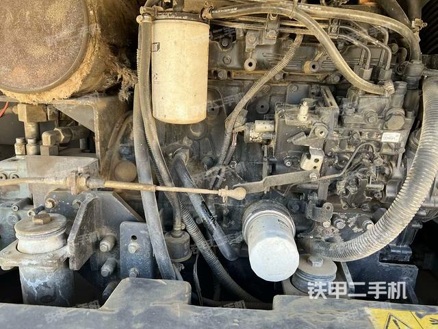 發(fā)動(dòng)機(jī)整體俯視（整機(jī)外觀）