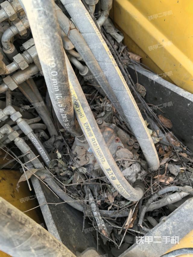 回轉(zhuǎn)馬達（上車部件）