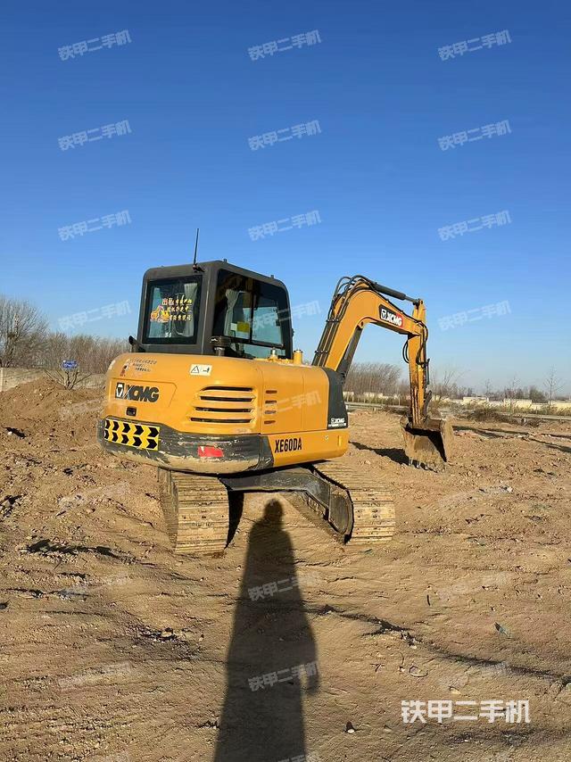 整機(jī)右后45°（整機(jī)外觀）