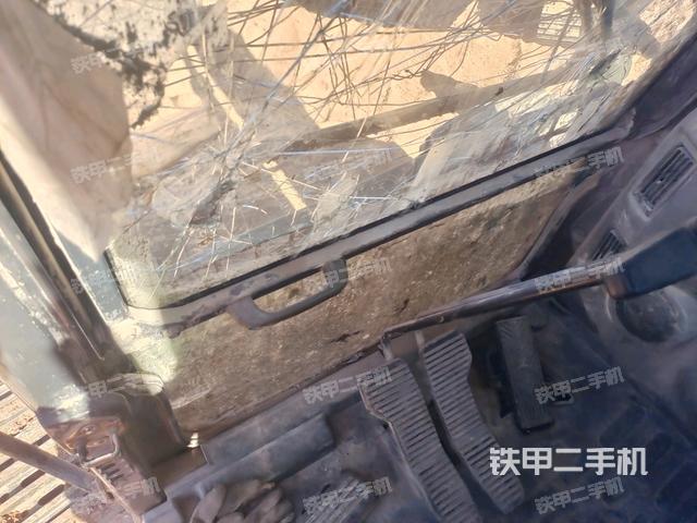 座椅后部（駕駛室部分）