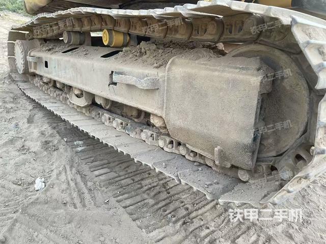 单侧履带整体（整机外观）