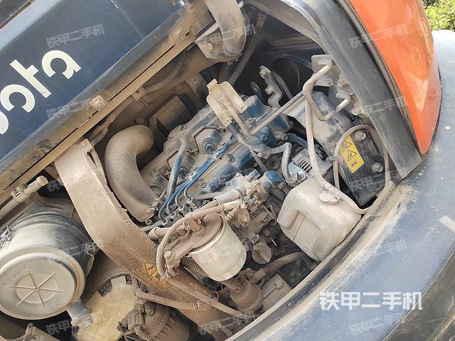 發(fā)動(dòng)機(jī)整體俯視（整機(jī)外觀）