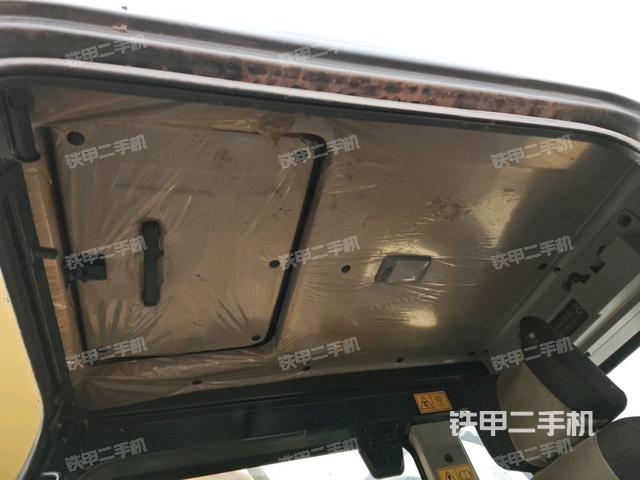 頂棚整體（駕駛室部分）