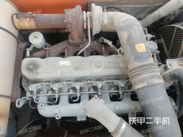 發(fā)動(dòng)機(jī)室（上車部件）