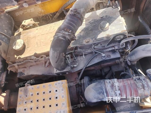 氣門室蓋螺絲特寫（上車部件）