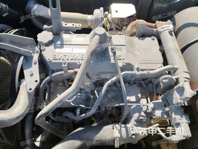 發(fā)動(dòng)機(jī)室（上車部件）