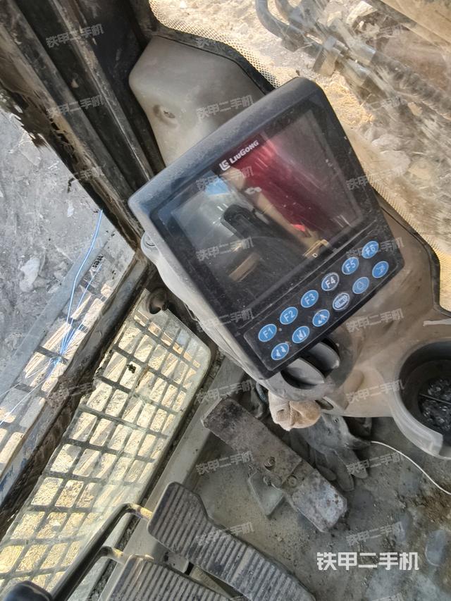 顯示屏?（駕駛室部分）