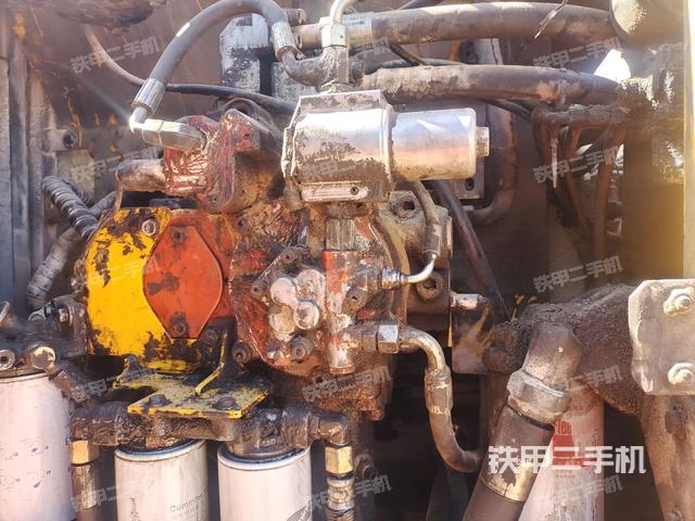 電瓶（大件艙室）