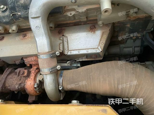 增壓器特寫(xiě)(上車部件) 增壓器特寫(xiě)(上車部件)