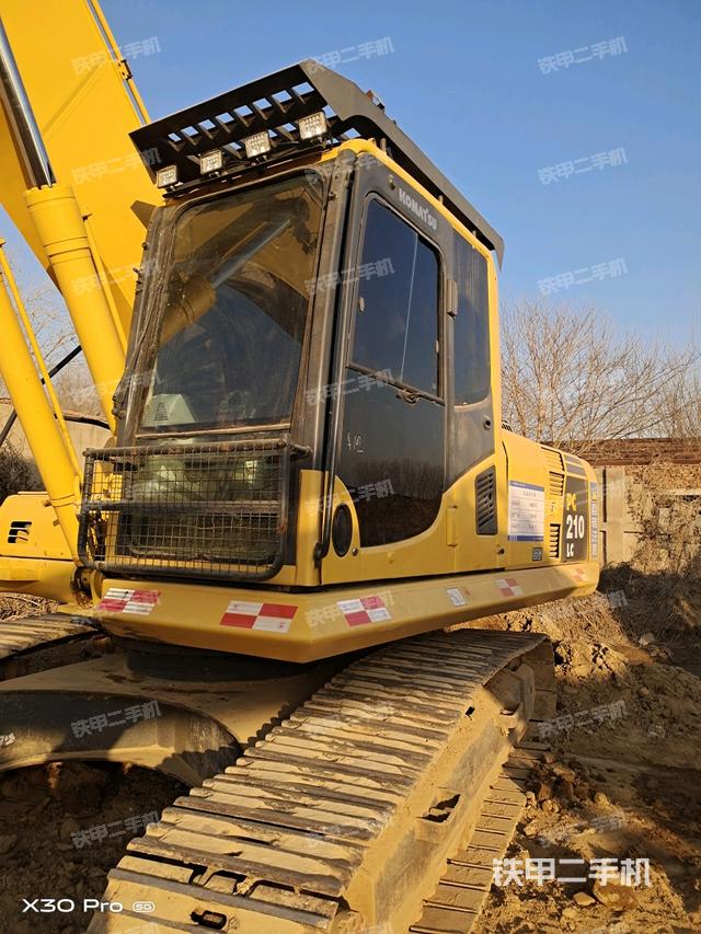 駕駛室整體（整機外觀）