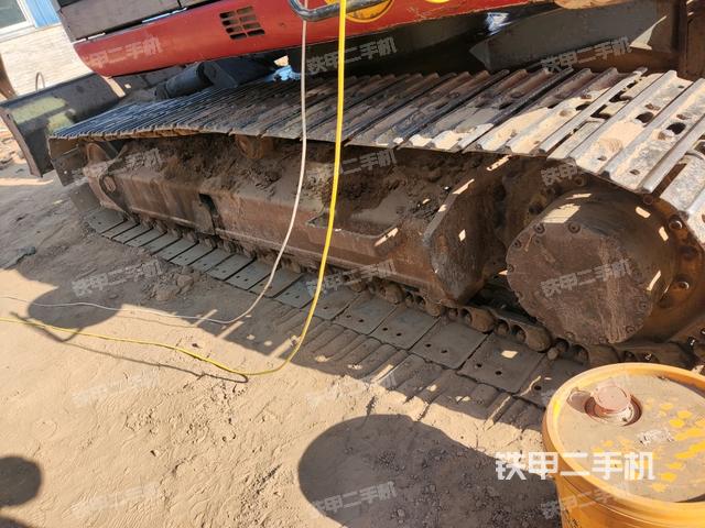 右側履帶整體（行走機構）