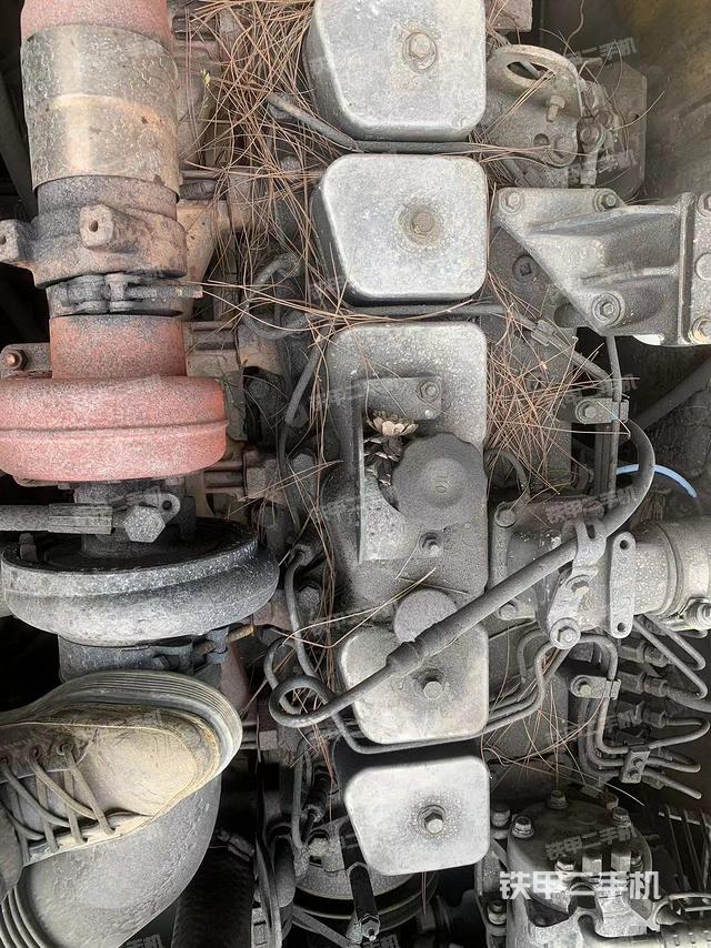發(fā)動(dòng)機(jī)整體俯視(整機(jī)外觀) 發(fā)動(dòng)機(jī)整體俯視(整機(jī)外觀)