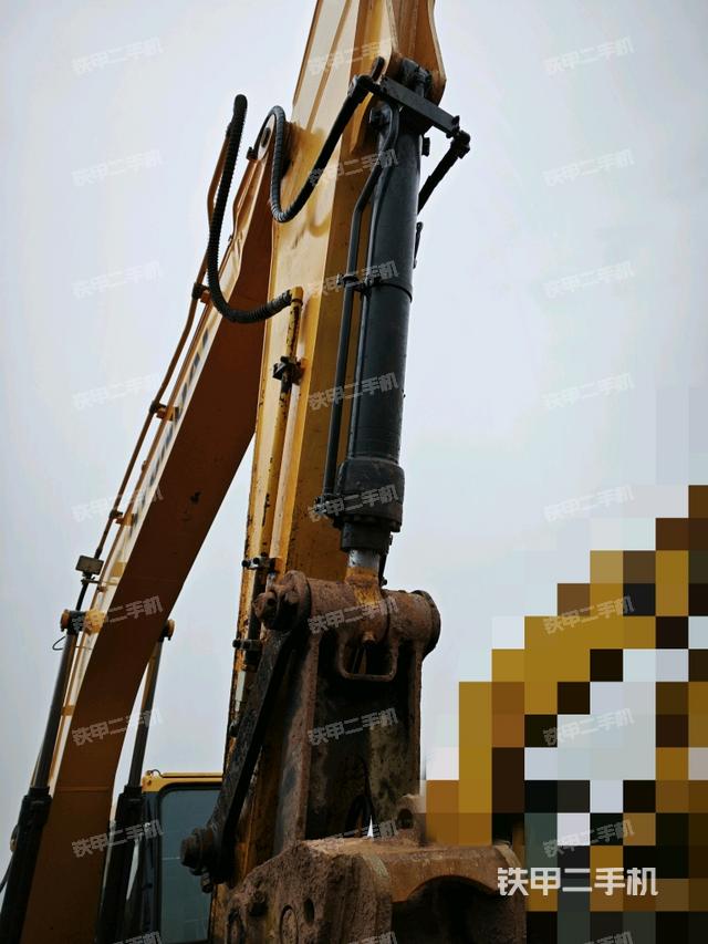 小臂整體右前（工作和回轉(zhuǎn)裝置）