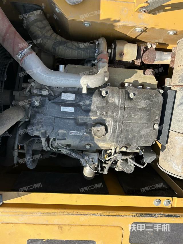 氣門室蓋螺絲特寫（上車部件）