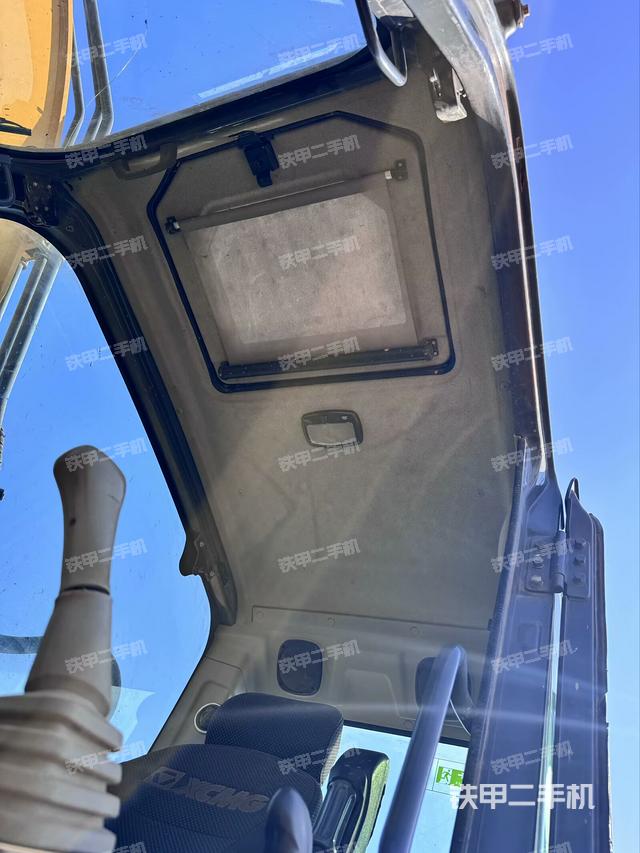 座椅后部(駕駛室部分) 座椅后部(駕駛室部分)