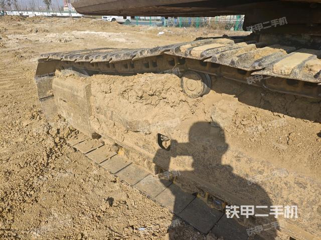 左導(dǎo)向輪（行走機(jī)構(gòu)）