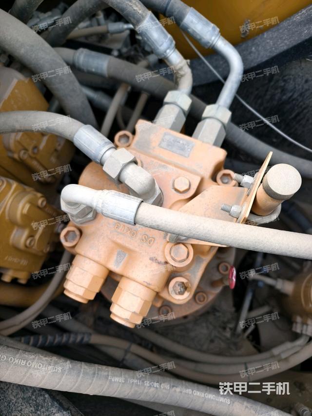 回轉(zhuǎn)馬達(dá)（上車部件）