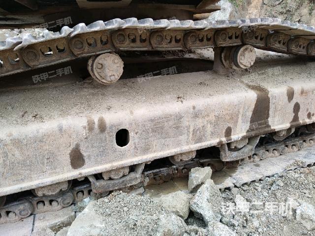 右導(dǎo)向輪（行走機(jī)構(gòu)）