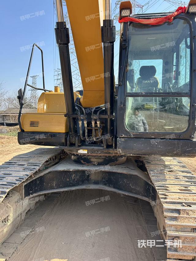 大臂整體?右側(cè)（工作和回轉(zhuǎn)裝置）