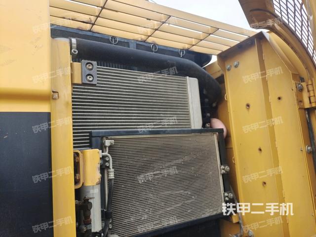 液壓泵斜45?左(大件艙室) 液壓泵斜45?左(大件艙室)