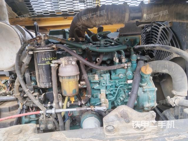 發(fā)動(dòng)機(jī)整體俯視（整機(jī)外觀）