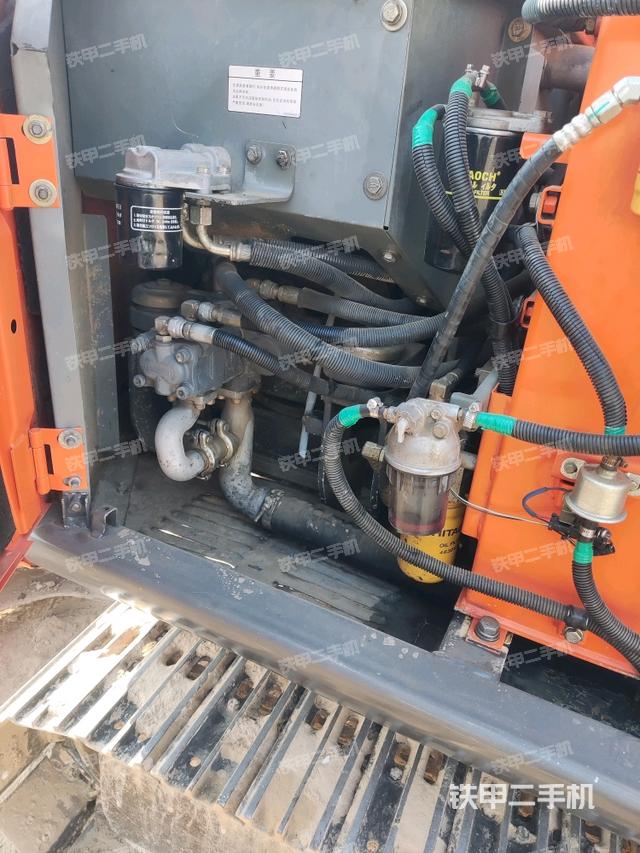 液壓泵室（大件艙室）