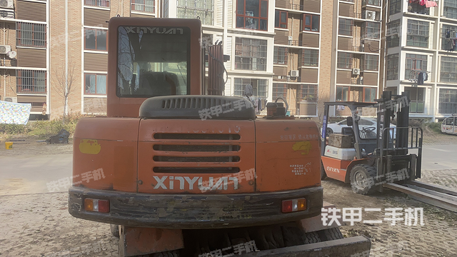 整機右后45°（整機外觀）