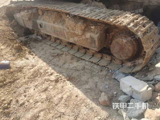 左側(cè)履帶整體?(行走機構(gòu)) 左側(cè)履帶整體?(行走機構(gòu))