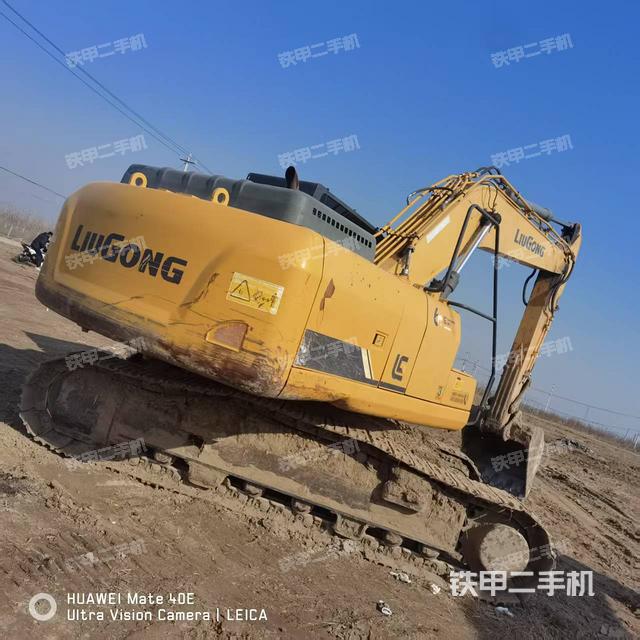 整機右后45°(整機外觀) 整機右后45°(整機外觀)