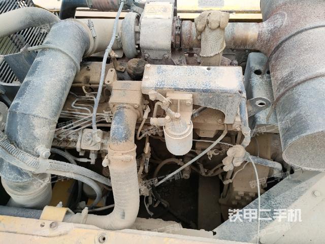 氣門室蓋螺絲特寫（上車部件）