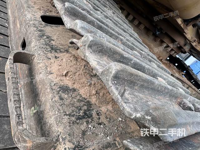 左側(cè)履帶整體?（行走機構）