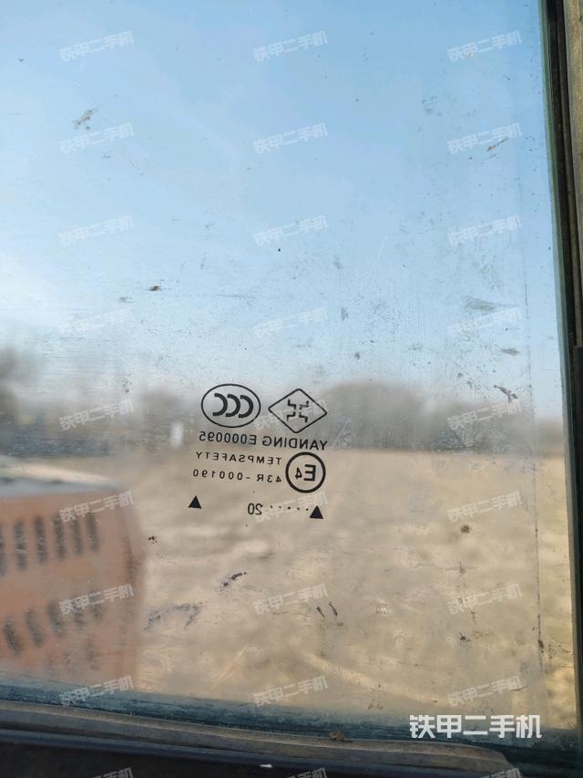 后窗玻璃角標(biāo)（駕駛室部分）