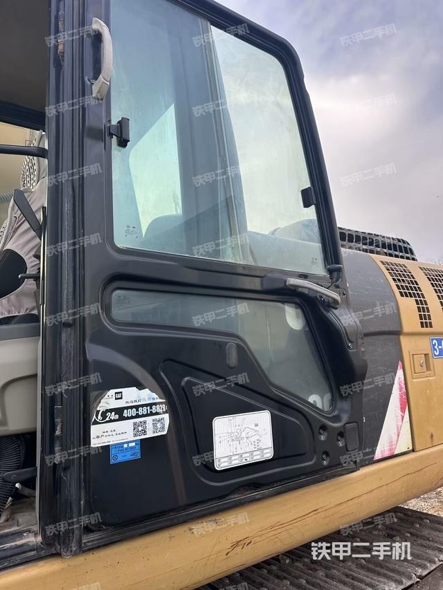 右側(cè)玻璃角標（駕駛室部分）