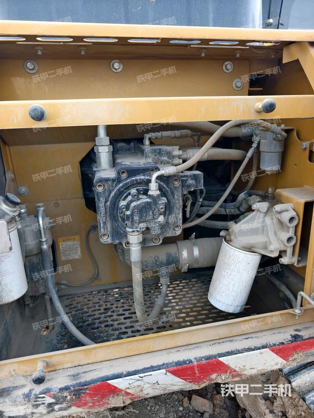 液壓泵室（大件艙室）