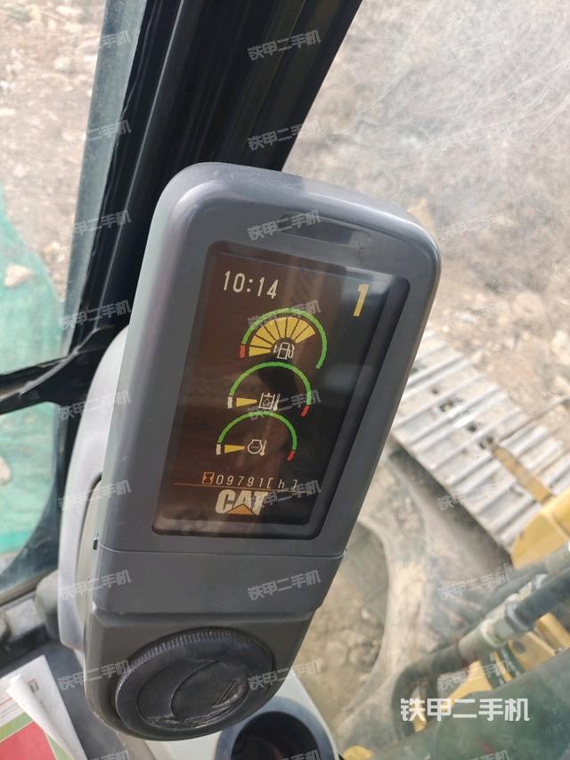 駕駛室左后45度(駕駛室部分) 駕駛室左后45度(駕駛室部分)